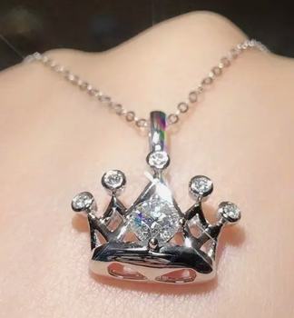 LITTLE SISTER'S Crown Necklace - Pink or Clear
