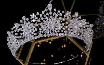 Flaunting CZ Tiara