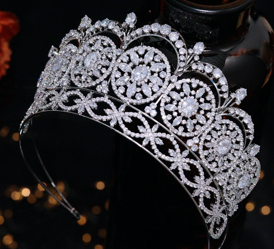 Adelphi CZ Tiara - Gold or Silver – Holly Hardwick Crowns