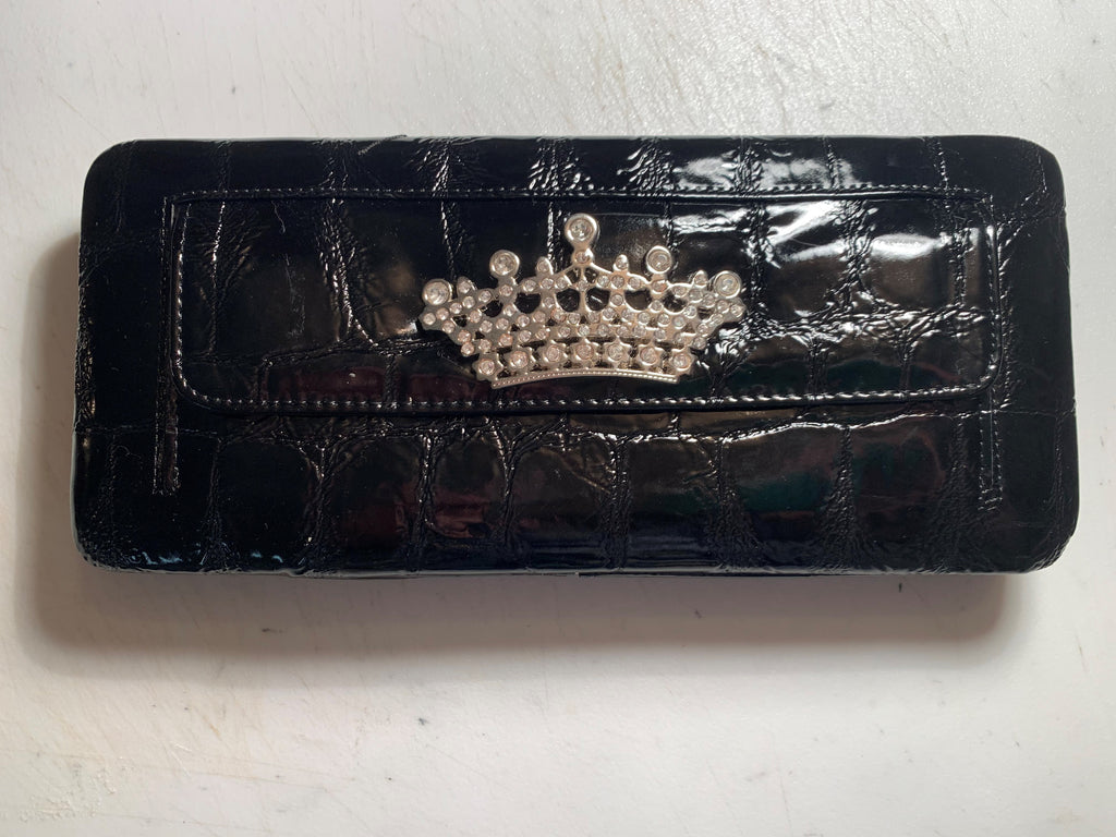 Clutch Crown Wallet – Holly Hardwick