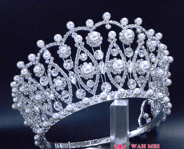 Pearl Prize Crown - 4 inches