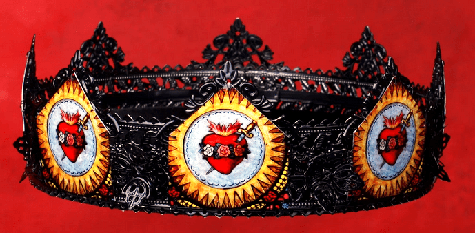 Red Hearts Black Crown